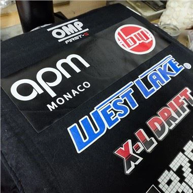 アイロンオンステッカー